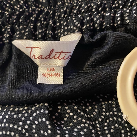 Fabulous plus size flowing ladies skirt - Picture 3 of 4